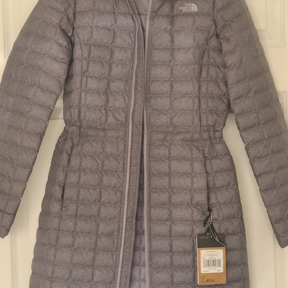 🎄🎄🎄WICKED CHEAP BRAND NEW ADULT XS Northface jacket thermoball eco parker